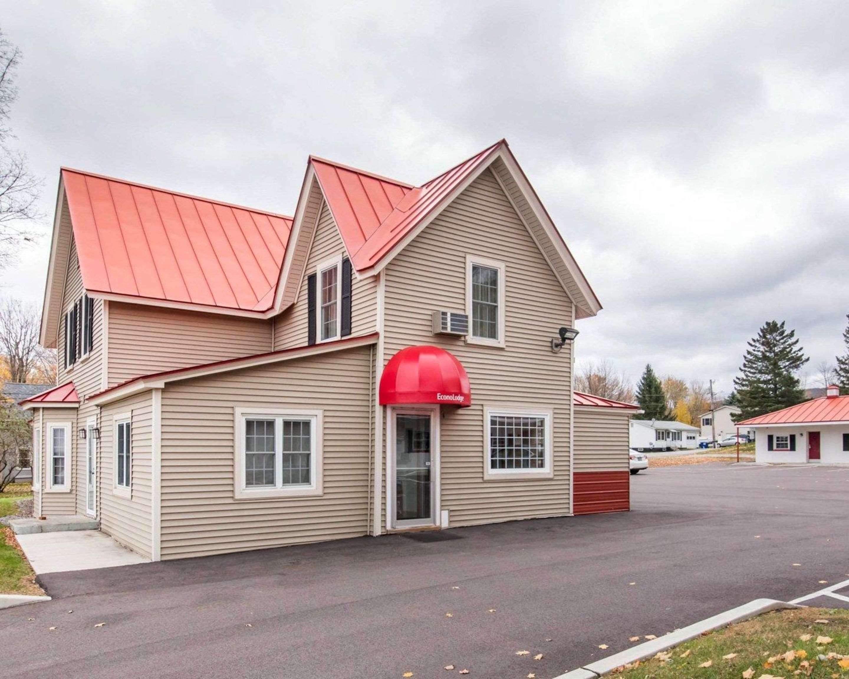 Econo Lodge St Albans Town Saint Albans Exterior photo